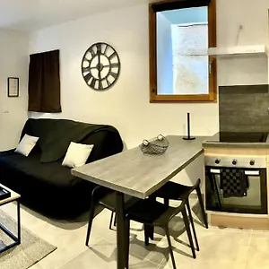 Duplex Au Coeur Du Village Les Mées
